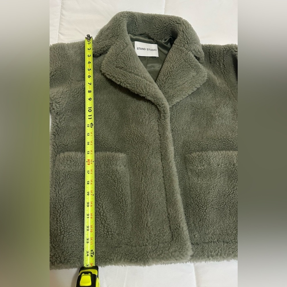 Like New STAND STUDIO Marina Faux Fur Short Jacket Sz 32 (2 US) - Picture 9 of 9